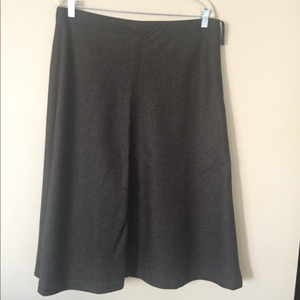 Wool a line skirt